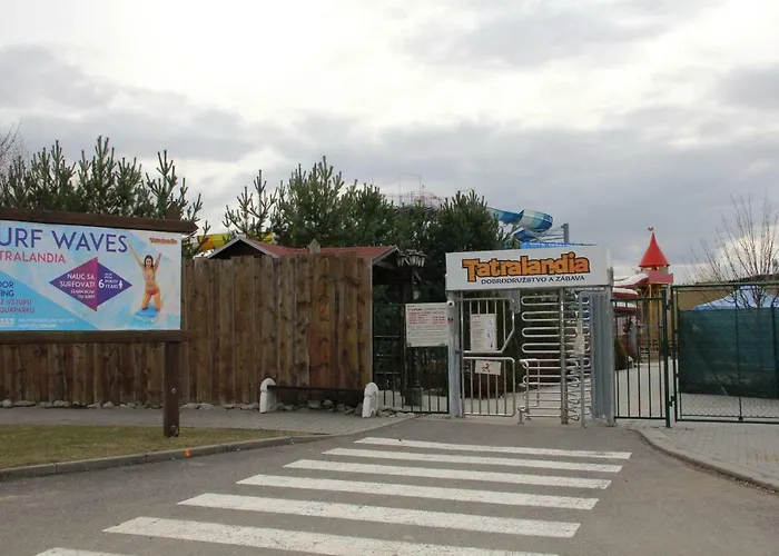 101 A 411 Tatralandia Chalé *